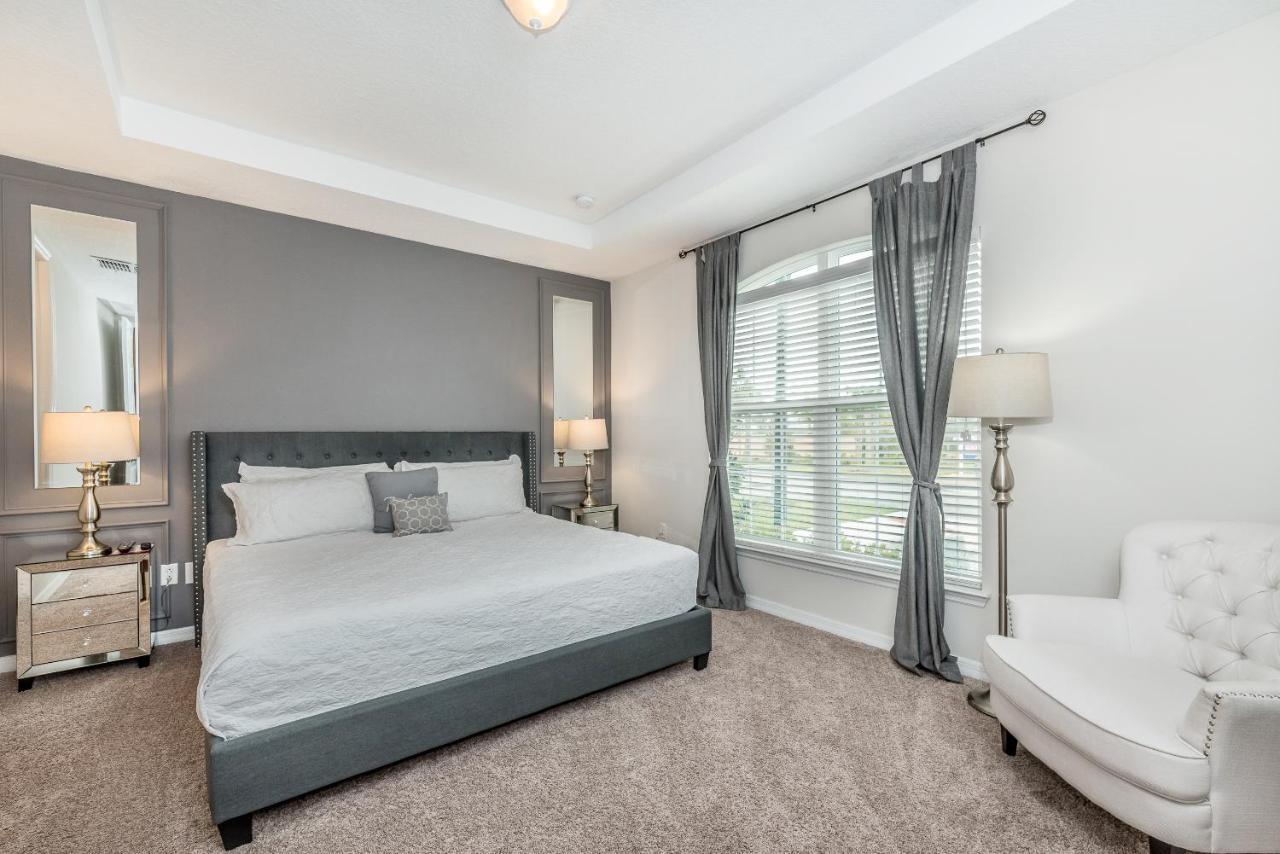 Solara Resort Townhome, 15 Minutes From Disney キシミー エクステリア 写真