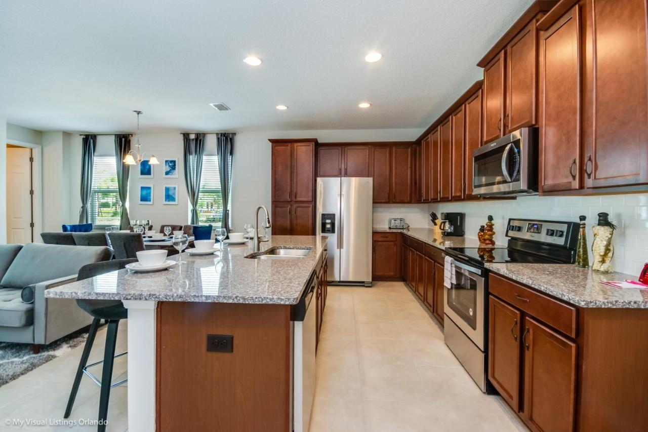 Solara Resort Townhome, 15 Minutes From Disney キシミー エクステリア 写真