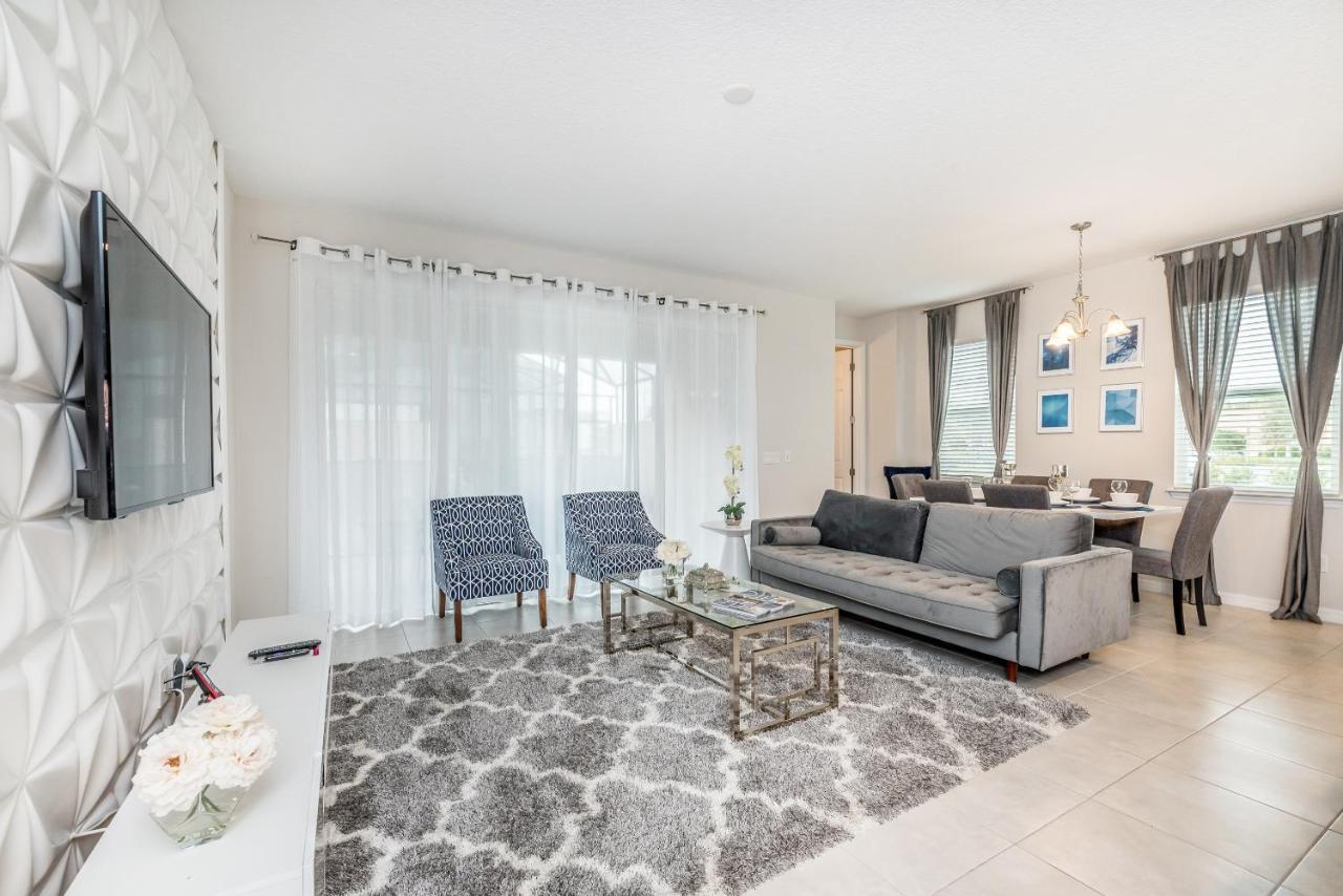Solara Resort Townhome, 15 Minutes From Disney キシミー エクステリア 写真