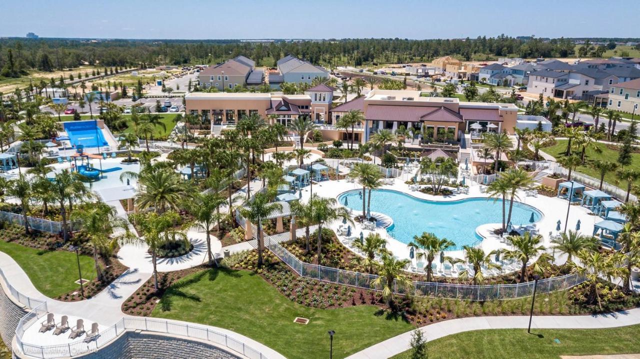 Solara Resort Townhome, 15 Minutes From Disney キシミー エクステリア 写真