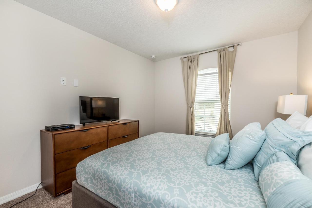 Solara Resort Townhome, 15 Minutes From Disney キシミー エクステリア 写真