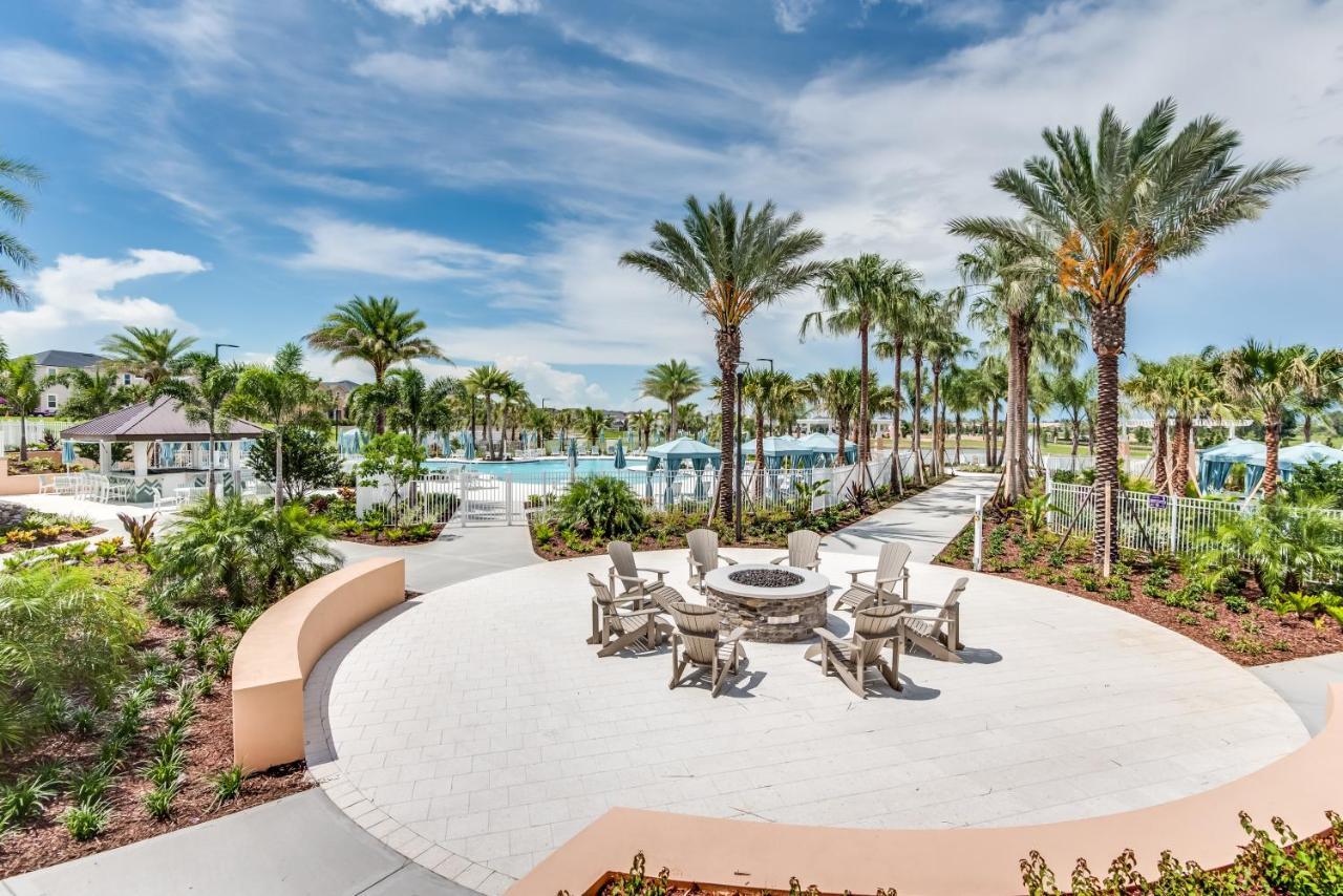 Solara Resort Townhome, 15 Minutes From Disney キシミー エクステリア 写真