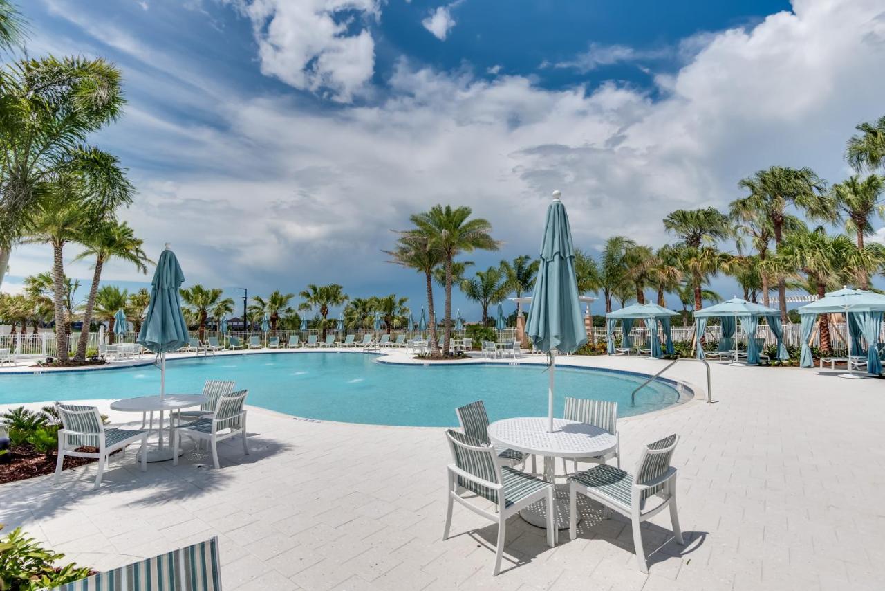 Solara Resort Townhome, 15 Minutes From Disney キシミー エクステリア 写真