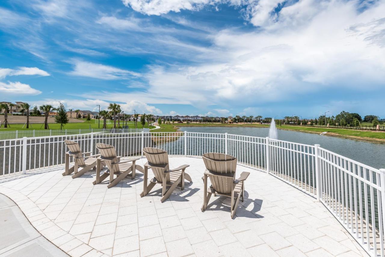 Solara Resort Townhome, 15 Minutes From Disney キシミー エクステリア 写真