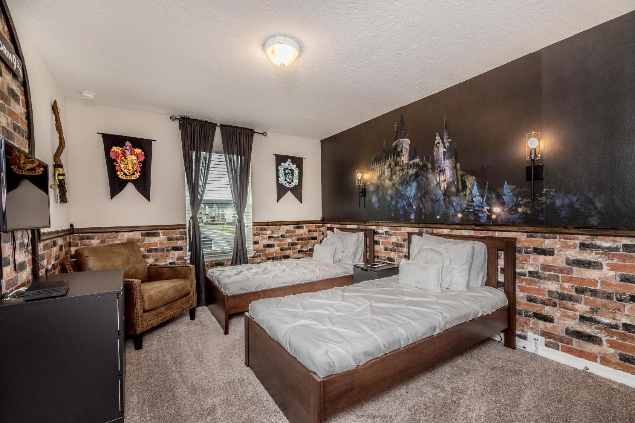 Solara Resort Townhome, 15 Minutes From Disney キシミー エクステリア 写真