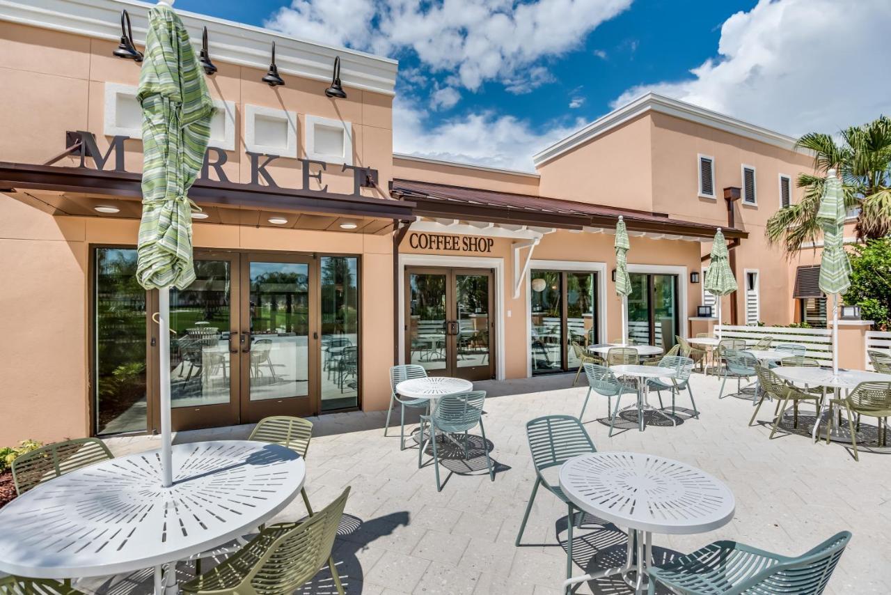 Solara Resort Townhome, 15 Minutes From Disney キシミー エクステリア 写真